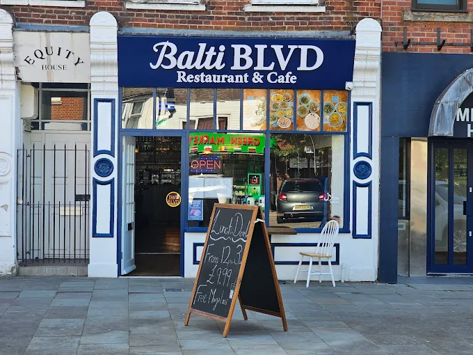 BALTI BLVD Resturant & cafe