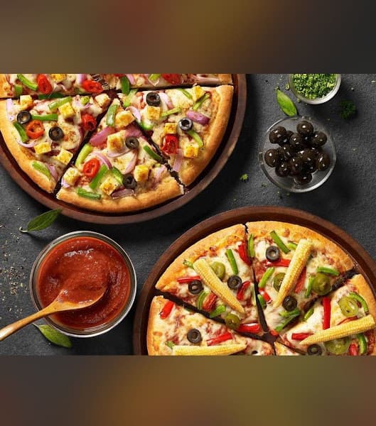 HUZZY Burger & Pizza (original Pakistani Taste )