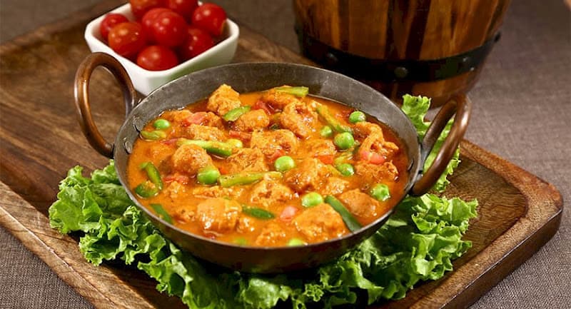 Maas Best Indian Food Tiffin Service