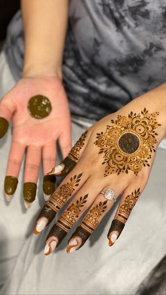 Mehndibyshaista - Nottingham