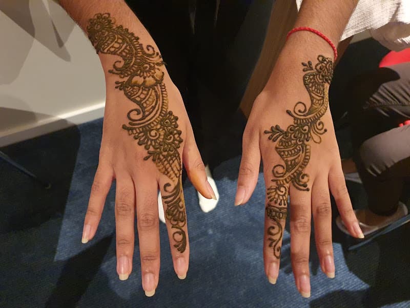 Fatema Mehndi Artist