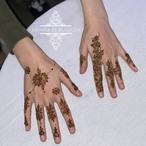 Henna by Rumaisa