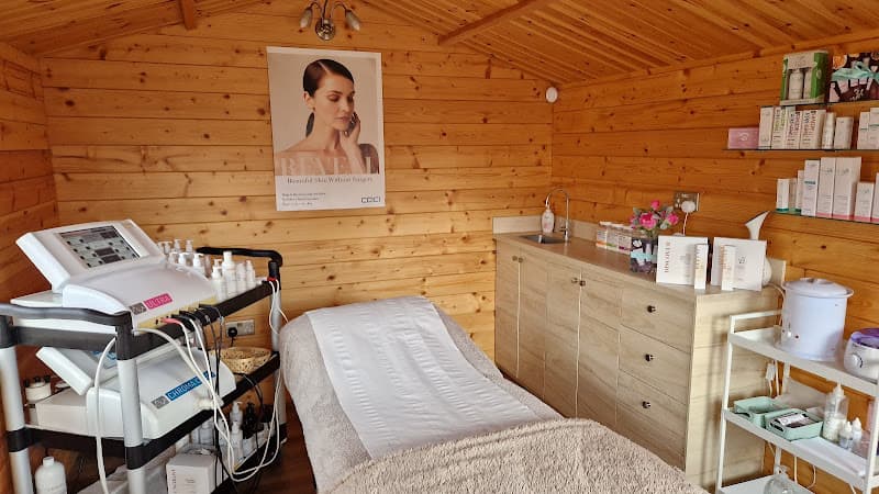 The Elegant Beauty Studio