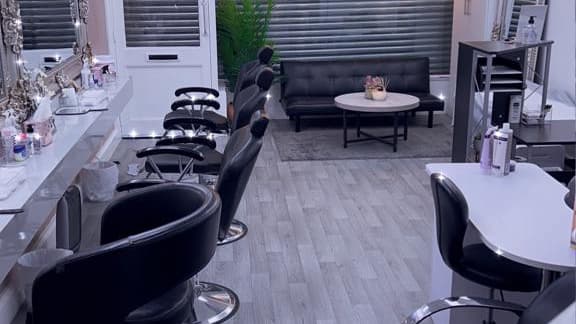 Pearls,Hair ,Nails & Beauty Salon