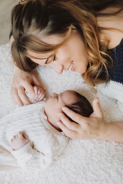 Bee Moon photography