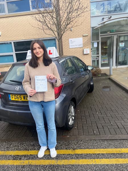 Make It Driving School Manchester | Manual and Automatic Driving Lessons in Manchester | Best Intensive Driving Courses